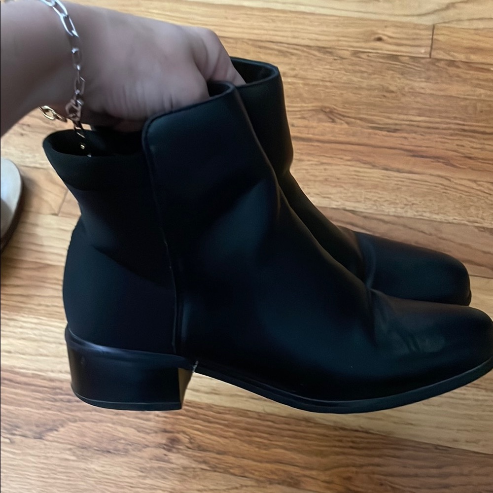 Elegant Black Ankle Boots